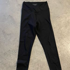 American Eagle Crossover Leggings